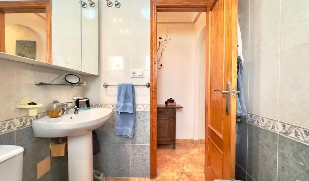 Brukt - Toppleilighet -
Torrevieja - PARQUE DE LAS NACIONES