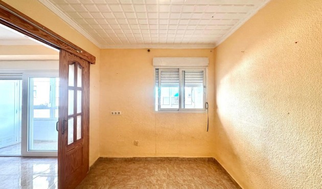 Resale - Apartment -
Torrevieja - Estacion De Autobuses