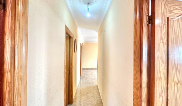 Resale - Apartment -
Torrevieja - Estacion De Autobuses