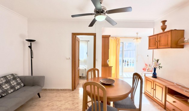 Brukt - Apartment -
Torrevieja - Centro