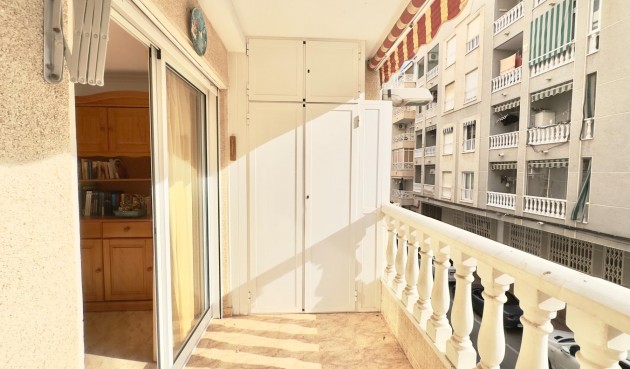 Brukt - Apartment -
Torrevieja - Centro