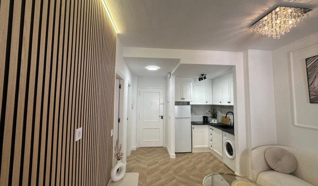 Brukt - Apartment -
Torrevieja - Centro