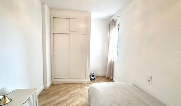 Brukt - Apartment -
Torrevieja - Centro