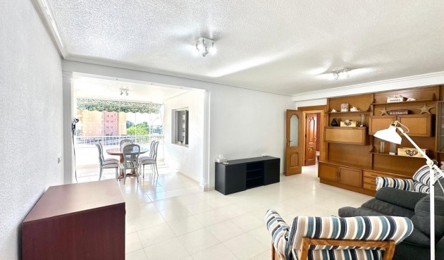 Brukt - Apartment -
Orihuela Costa - Campoamor