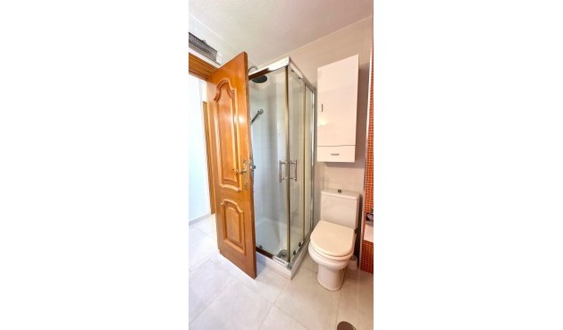 Brukt - Apartment -
Orihuela Costa - Campoamor