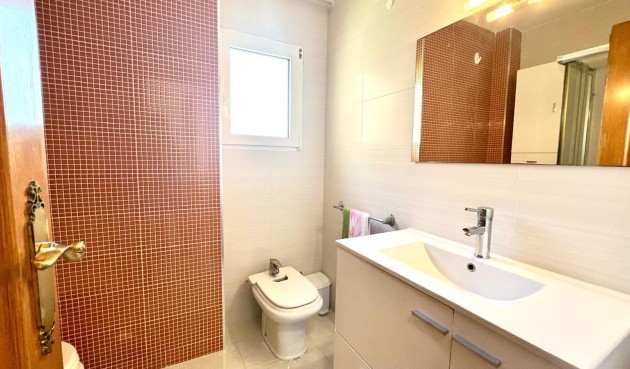 Brukt - Apartment -
Orihuela Costa - Campoamor