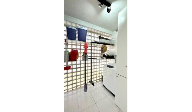 Brukt - Apartment -
Orihuela Costa - Campoamor