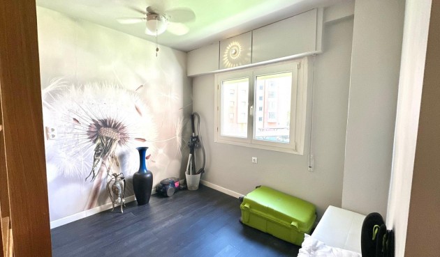 Brukt - Apartment -
Orihuela Costa - Campoamor