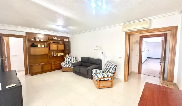 Brukt - Apartment -
Orihuela Costa - Campoamor