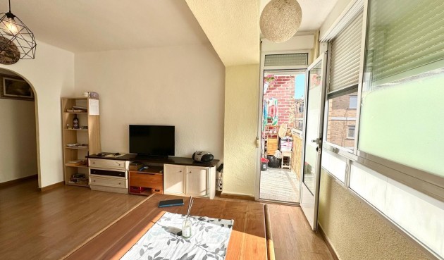 Brukt - Apartment -
Torrevieja - Estacion De Autobuses