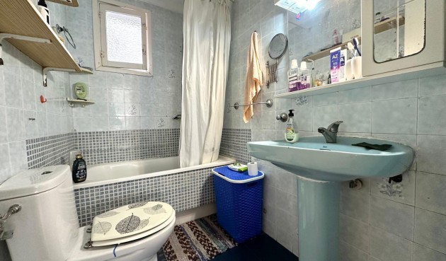 Brukt - Apartment -
Torrevieja - Estacion De Autobuses