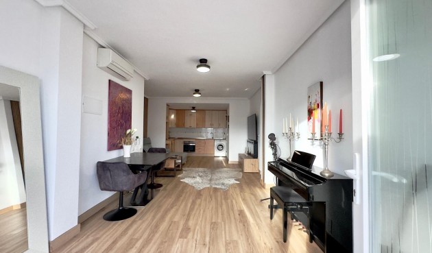 Brukt - Bungalow -
Torrevieja - Torreblanca