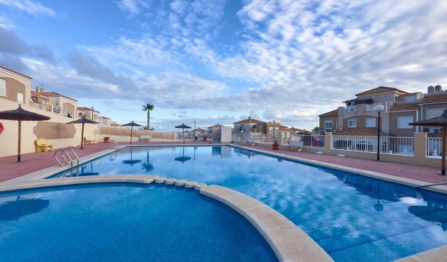 Brukt - Bungalow -
Torrevieja - Torreblanca
