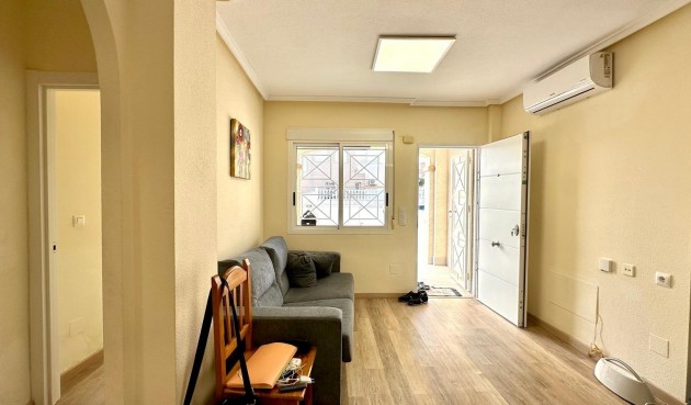 Brukt - Bungalow -
Torrevieja - Torreblanca