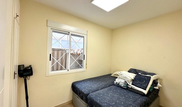 Brukt - Bungalow -
Torrevieja - Torreblanca