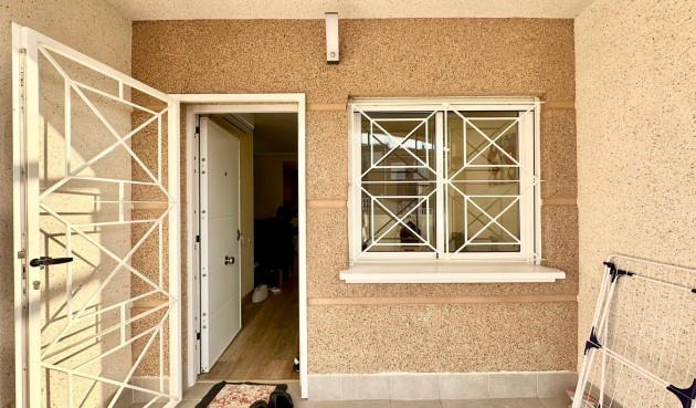 Brukt - Bungalow -
Torrevieja - Torreblanca