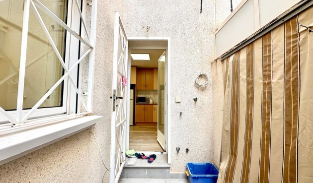 Brukt - Bungalow -
Torrevieja - Torreblanca