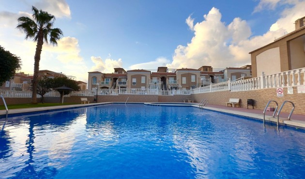 Brukt - Bungalow -
Torrevieja - Torreblanca