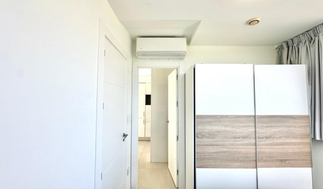 Resale - Apartment -
Finestrat