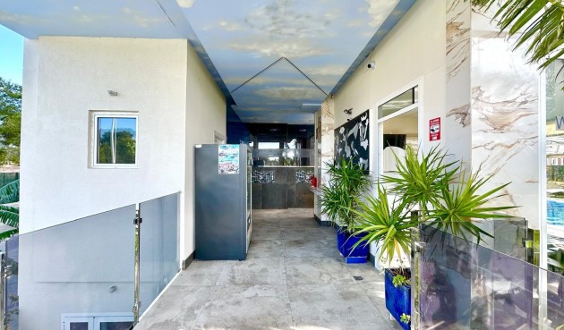 Resale - Apartment -
Finestrat