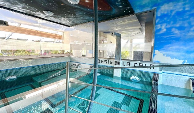 Resale - Apartment -
Finestrat