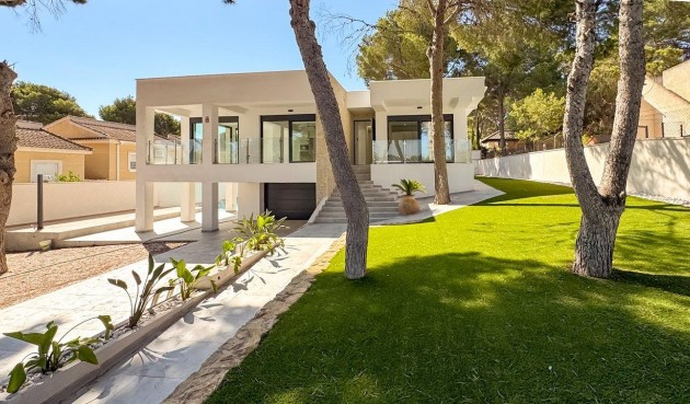 Brukt - Villa -
Torrevieja - Los Balcones - Los Altos del Edén