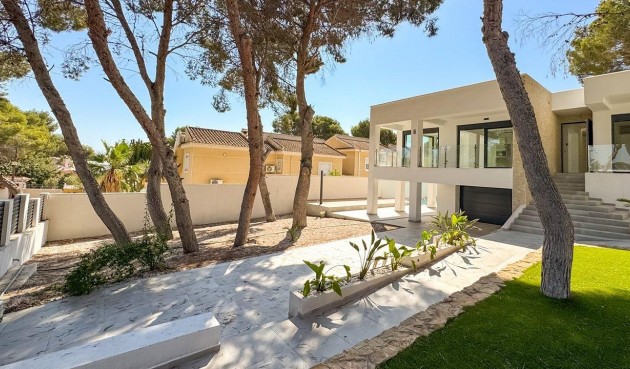 Brukt - Villa -
Torrevieja - Los Balcones - Los Altos del Edén