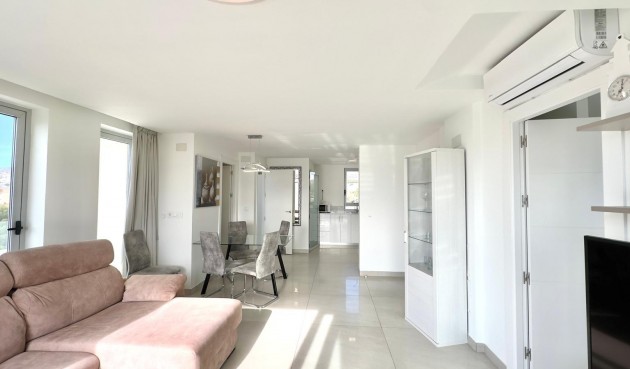 Reventa - Apartment -
Finestrat