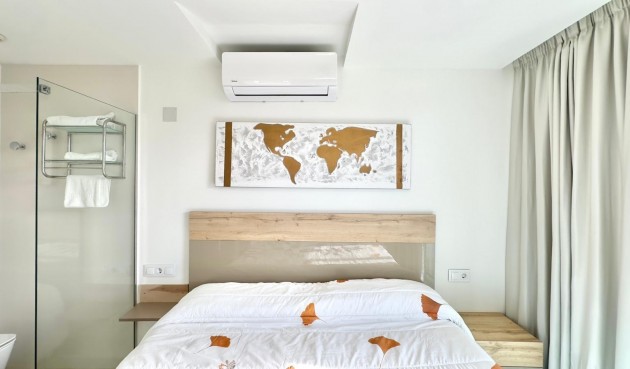 Reventa - Apartment -
Finestrat