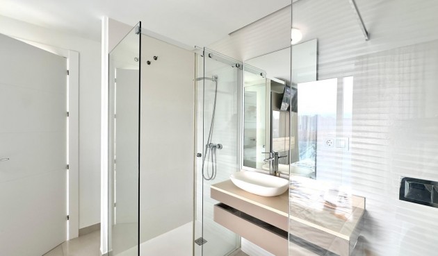 Reventa - Apartment -
Finestrat