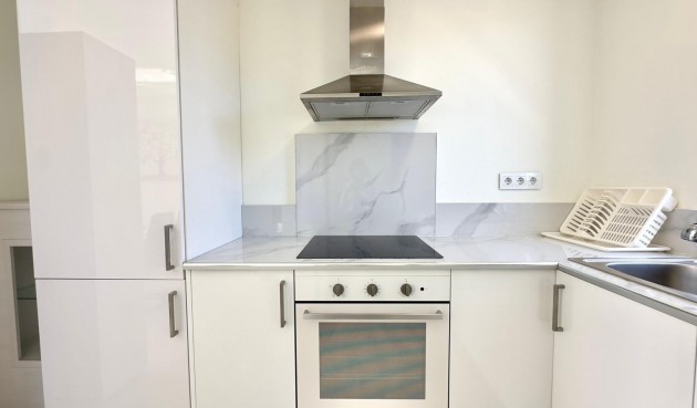 Återförsäljning - Apartment -
Finestrat