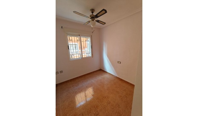 Brukt - Tosidig -
Los Montesinos - Costa Blanca Sur