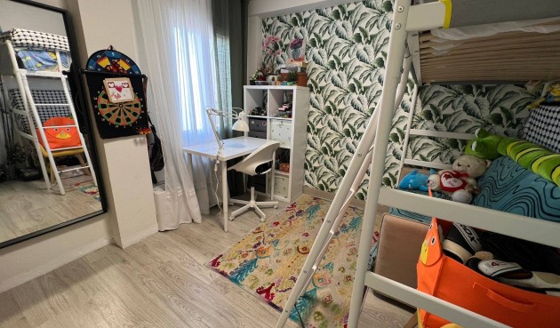 Brukt - Apartment -
Torrevieja - aguas nuevas