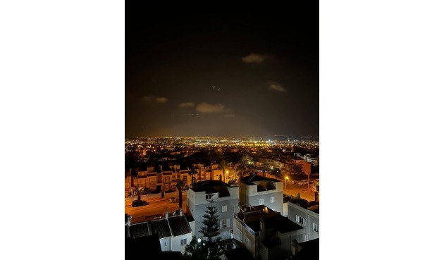 Brukt - Apartment -
Torrevieja - aguas nuevas