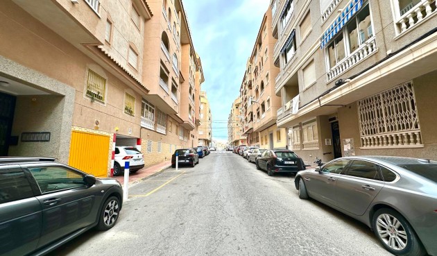 Brukt - Apartment -
Torrevieja - Centro