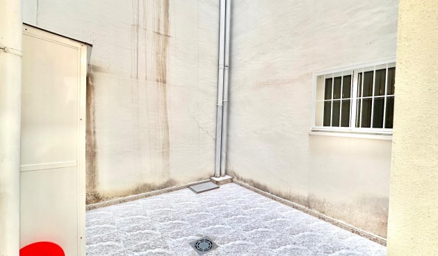 Brukt - Apartment -
Torrevieja - Centro