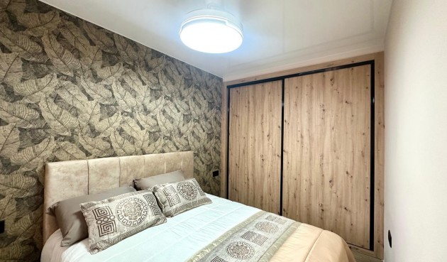 Brukt - Apartment -
Torrevieja - Centro