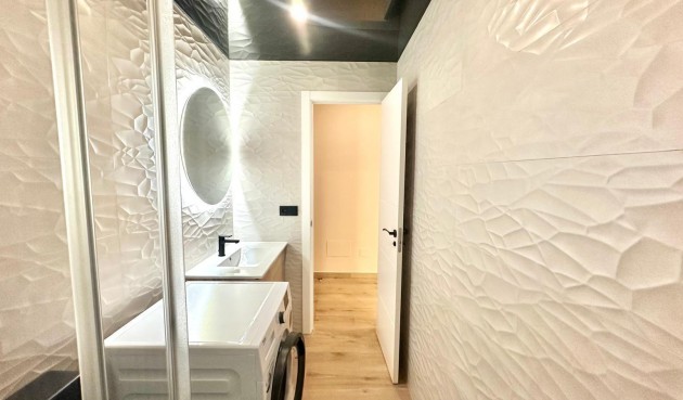 Brukt - Apartment -
Torrevieja - Centro