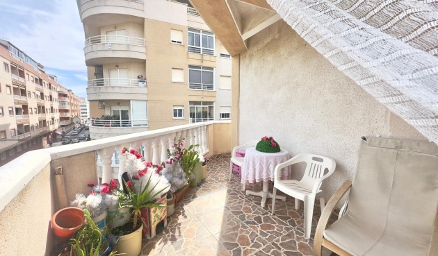 Brukt - Toppleilighet -
Torrevieja - Estacion De Autobuses