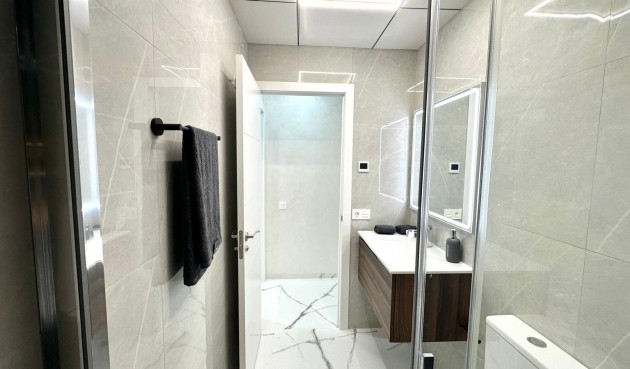 Brukt - Apartment -
Torrevieja - Playa del Cura