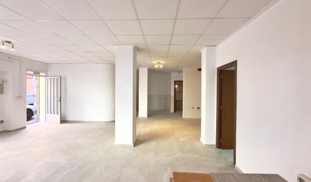 Brukt - Apartment -
Torrevieja - Centro