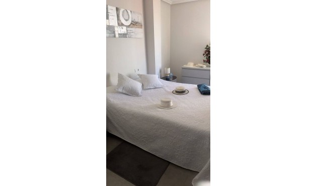 Brukt - Toppleilighet -
Torrevieja - Centro
