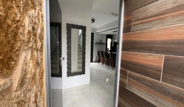 Brukt - Villa -
Orihuela Costa - Lomas de Cabo Roig