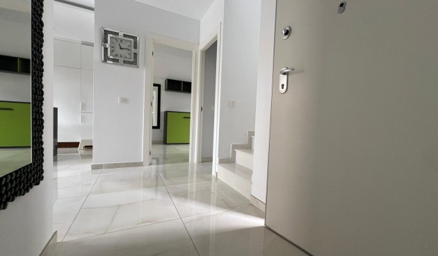 Brukt - Villa -
Orihuela Costa - Lomas de Cabo Roig