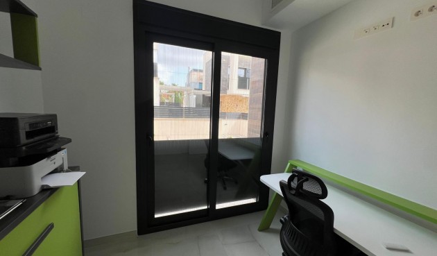 Brukt - Villa -
Orihuela Costa - Lomas de Cabo Roig