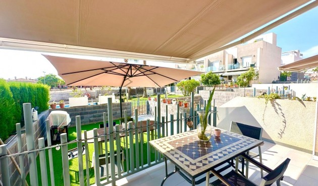 Brukt - Town House -
Torrevieja - aguas nuevas