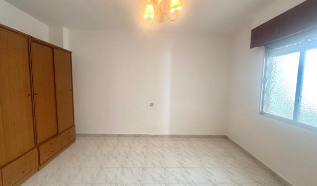 Brukt - Apartment -
Torrevieja - Estacion De Autobuses