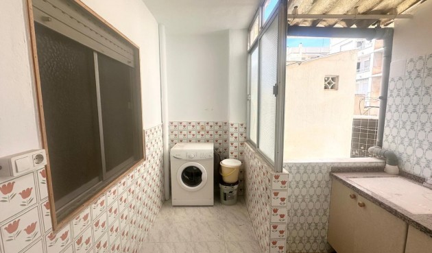 Brukt - Apartment -
Torrevieja - Estacion De Autobuses