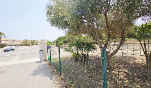 Brukt - Villa -
Orihuela Costa - La Regia