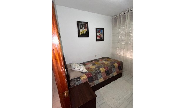 Brukt - Town House -
Torrevieja - Centro